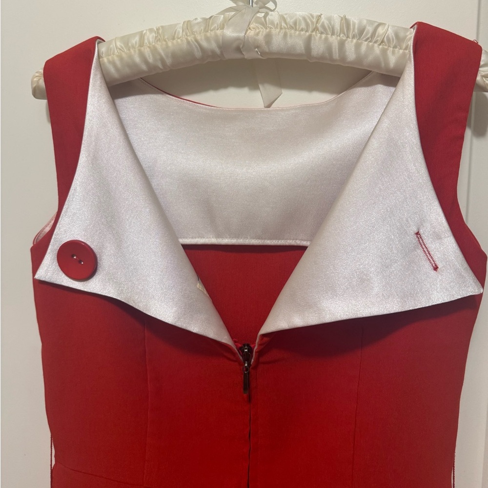BETTIE PAGE Vintage Style Red Dress With Dramatic Back  Size M - Picture 3 of 10